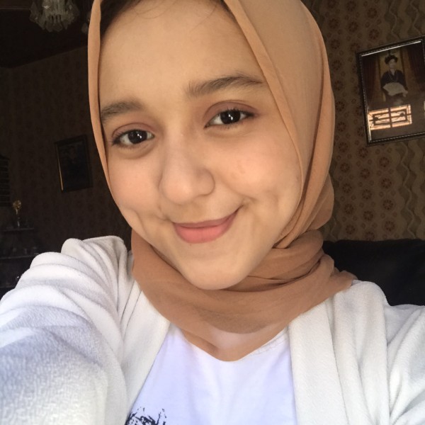 Nur Khofifah Mamonto