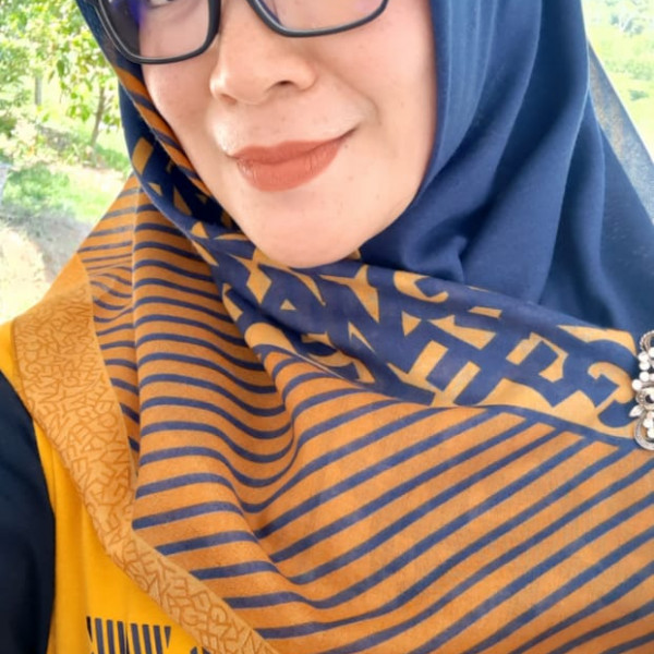 Kandhita Surya Putri